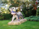 Uri Geller Garden Statue